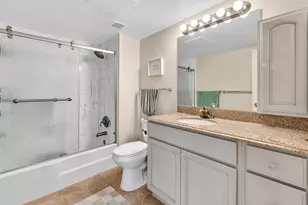 3233 NE 32nd Ave, Fort Lauderdale, FL 33308 - Photo 11