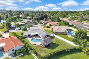 9921 NW 38th St, Coral Springs, FL 33065 - Photo 13