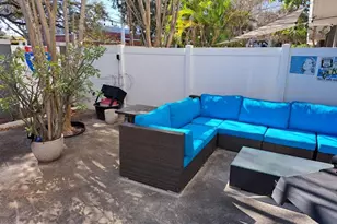 711 SE 16th Ct, Fort Lauderdale, FL 33316 - Photo 3