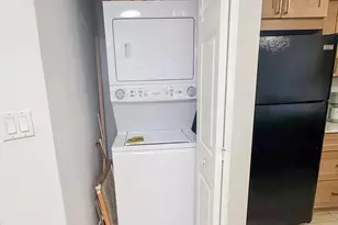 2445 SW 18th Terrace, Fort Lauderdale, FL 33315 - Photo 9