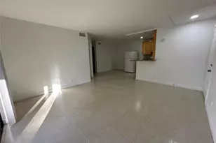 567 Trace Cir, Deerfield Beach, FL 33441 - Photo 7