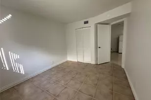 567 Trace Cir, Deerfield Beach, FL 33441 - Photo 9