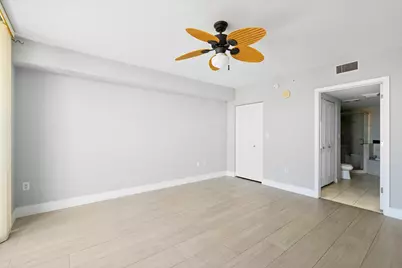 610 W Las Olas Boulevard #1016, Fort Lauderdale, FL 33312 - Photo 11