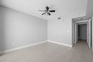 610 W Las Olas Blvd, Fort Lauderdale, FL 33312 - Photo 17