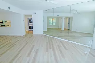 221 NE Plantation Rd, Stuart, FL 34996 - Photo 7