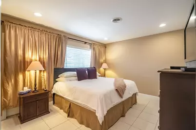 608 NE 20th, Unit B, Wilton Manors, FL 33305 - Photo 9