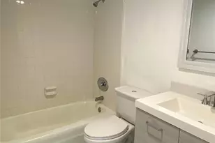 770 SE 2nd Ave, Deerfield Beach, FL 33441 - Photo 9