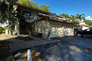 8601 NW 35th Ct, Coral Springs, FL 33065 - Photo 1