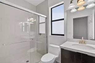 8751 NW 102nd Pl, Doral, FL 33178 - Photo 45