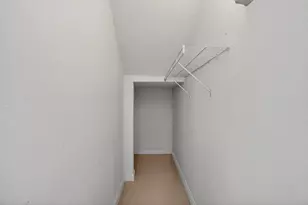 8751 NW 102nd Pl, Doral, FL 33178 - Photo 23