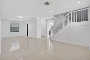 8751 NW 102nd Pl, Doral, FL 33178 - Photo 9