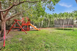 4092 NW 88th Terrace, Cooper City, FL 33024 - Photo 35