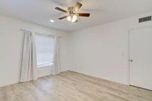 2260 NE 67th St, Fort Lauderdale, FL 33308 - Photo 17