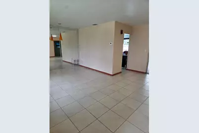 3948 NW 39 Avenue, Lauderdale Lakes, FL 33309 - Photo 3