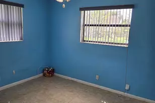 3948 NW 39th Ave, Lauderdale Lakes, FL 33309 - Photo 15