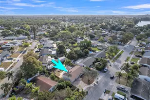 2132 SW 50th Ave, Fort Lauderdale, FL 33317 - Photo 3