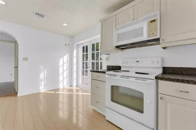 2132 SW 50th Avenue, Fort Lauderdale, FL 33317 - Photo 13