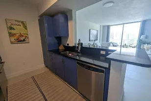 18800 NE 29th Ave, Miami, FL 33180 - Photo 9