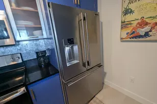 18800 NE 29th Ave, Miami, FL 33180 - Photo 11