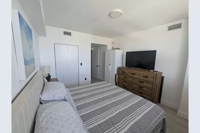 18800 NE 29th Avenue, Miami, FL 33180 - Photo 19