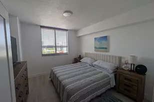 18800 NE 29th Ave, Miami, FL 33180 - Photo 23