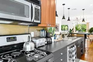 411 SW 10th St, Fort Lauderdale, FL 33315 - Photo 3