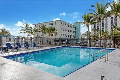 321 Wilson Street #5D, Hollywood, FL 33019 - Photo 3