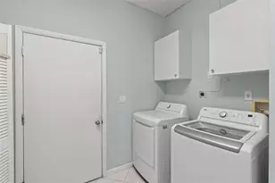 2671 NE 22nd Ct, Pompano Beach, FL 33062 - Photo 33