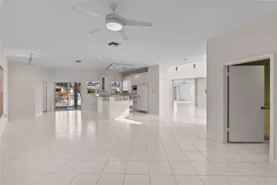 2671 NE 22nd Ct, Pompano Beach, FL 33062 - Photo 17