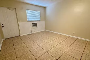 1973 NE 4th St, Deerfield Beach, FL 33441 - Photo 3