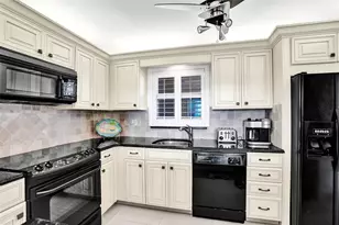 303 N Riverside Dr, Pompano Beach, FL 33062 - Photo 11