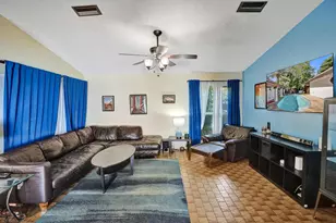 43 Birch Dr, Cooper City, FL 33026 - Photo 9