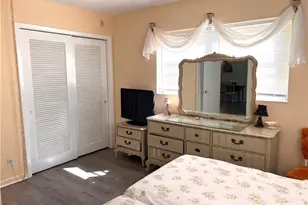 3212 NE 7th Pl, Pompano Beach, FL 33062 - Photo 11