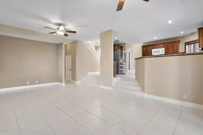 18435 NW 10th Street, Pembroke Pines, FL 33029 - Photo 17