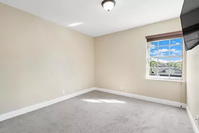 18435 NW 10th Street, Pembroke Pines, FL 33029 - Photo 27