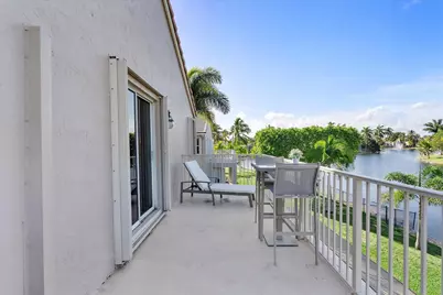 18435 NW 10th Street, Pembroke Pines, FL 33029 - Photo 13
