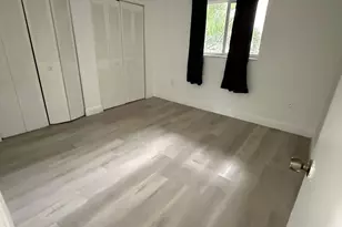 10000 NW 80th Ct, Hialeah Gardens, FL 33016 - Photo 13