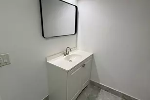 10000 NW 80th Ct, Hialeah Gardens, FL 33016 - Photo 17