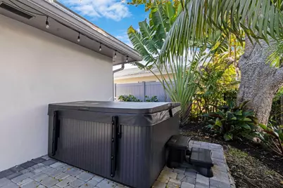 5821 NE 14th Way, Fort Lauderdale, FL 33334 - Photo 23