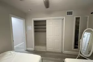 1702 NE 9th St, Fort Lauderdale, FL 33304 - Photo 3