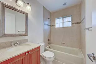 410 SW 15th St, Pompano Beach, FL 33060 - Photo 7