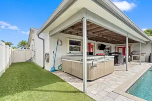 1375 SW 29th Ave, Deerfield Beach, FL 33442 - Photo 9