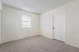 5916 Woodland Point Pl, Tamarac, FL 33319 - Photo 21