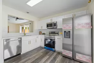 5916 Woodland Point Pl, Tamarac, FL 33319 - Photo 3