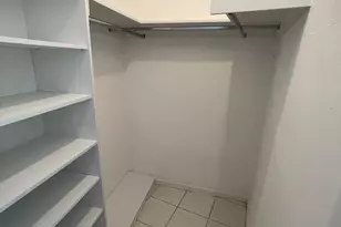 9365 Fontainebleau Blvd, Miami, FL 33172 - Photo 15