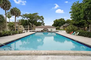2710 Riverside Dr, Coral Springs, FL 33065 - Photo 1