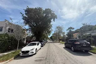 1853 SW 17th St, Miami, FL 33145 - Photo 17