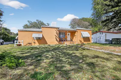 707 NE 113th Street, Biscayne Park, FL 33161 - Photo 3