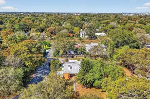 707 NE 113th St, Biscayne Park, FL 33161 - Photo 11