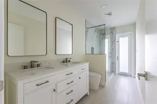 2255 NE 207th St, Miami, FL 33180 - Photo 13